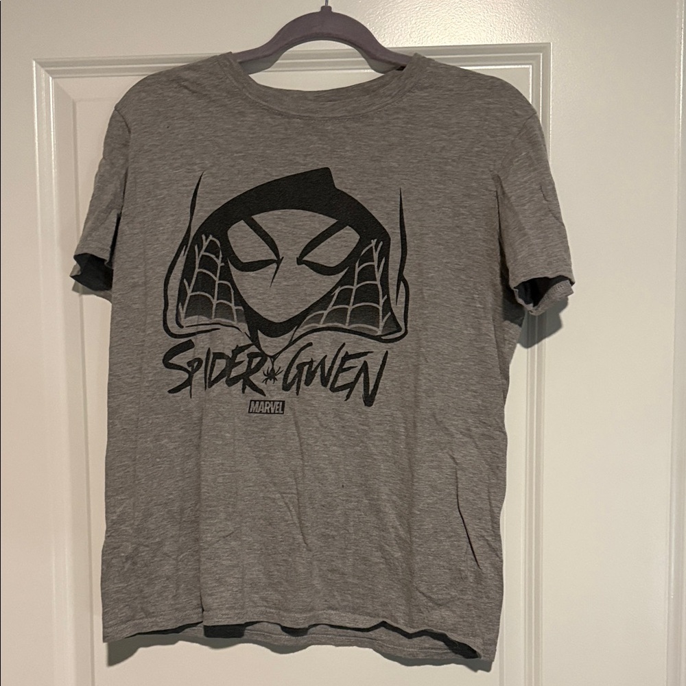 Marvel Spider-Gwen Gray Short Sleeve Tee